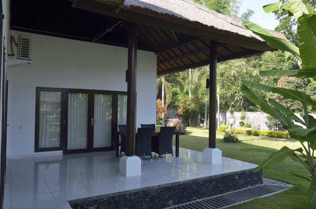 Villa Danison Umeanyar Exteriör bild