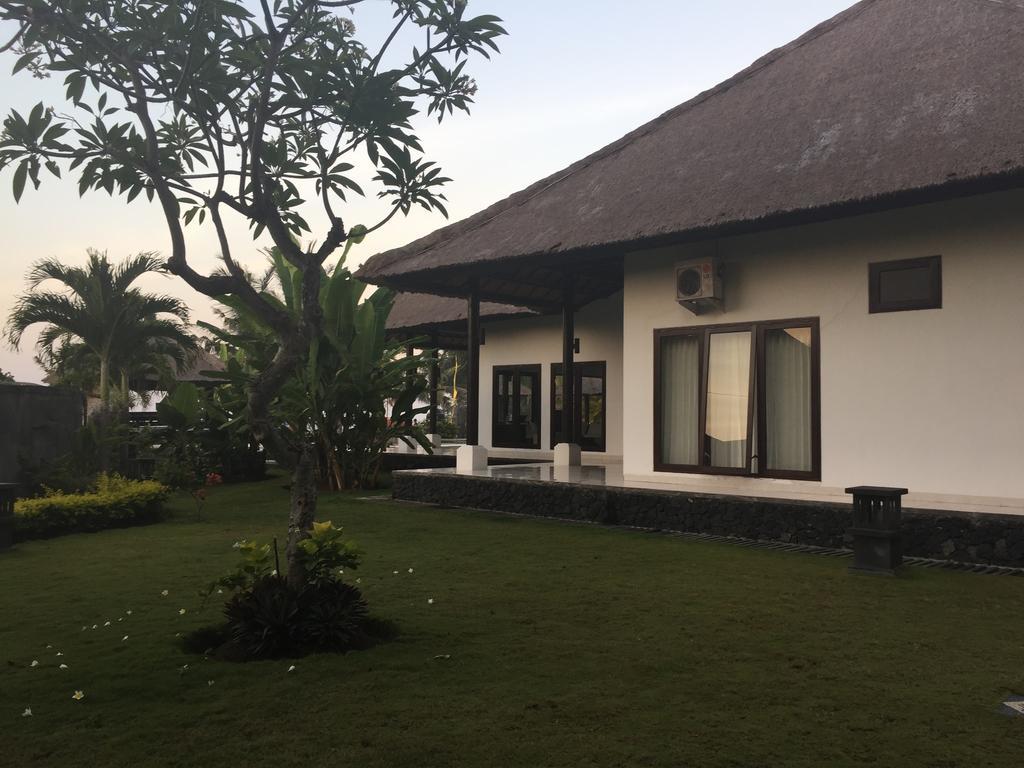 Villa Danison Umeanyar Exteriör bild